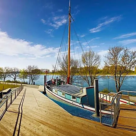 Express And Monheim Am Rhein By Ihg