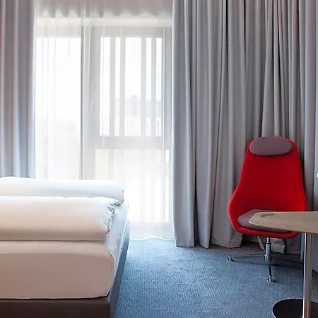 Express And Monheim Am Rhein By Ihg 3* Baumberg